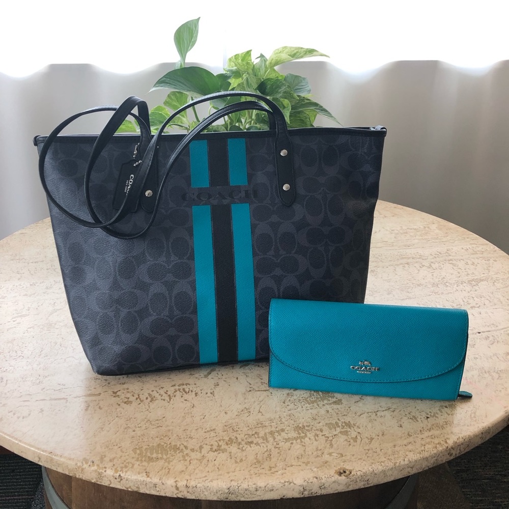 Coach Set